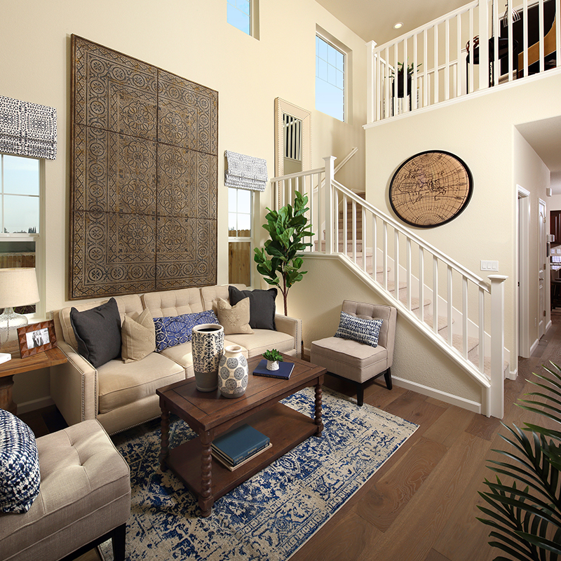 389899 - Florsheim Quarterly Update GraphicsMetro